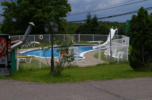 фото отеля Motel Le Voyageur