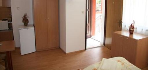 фото отеля Guest Accommodation Zone