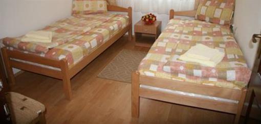 фото отеля Guest Accommodation Zone