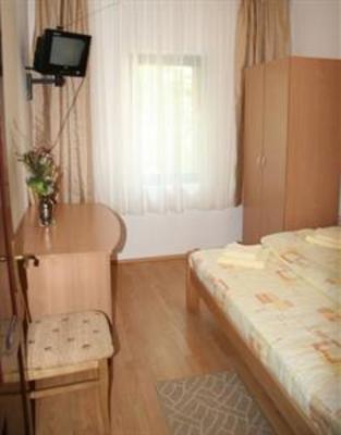 фото отеля Guest Accommodation Zone