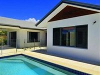 9 Cascade - Luxury Holiday House
