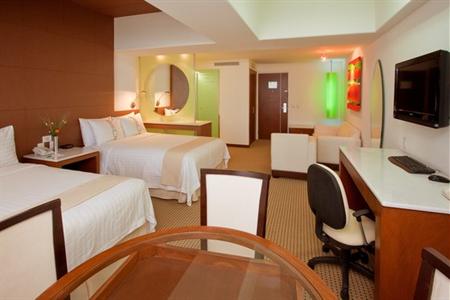 фото отеля Holiday Inn Salamanca