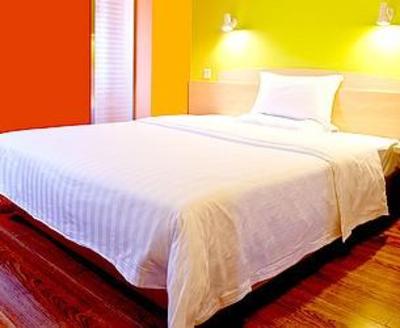 фото отеля 7 Days Inn Wuhan Honggangcheng