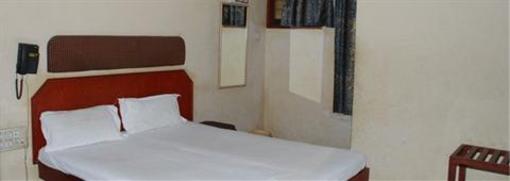 фото отеля Sri Sai Residency