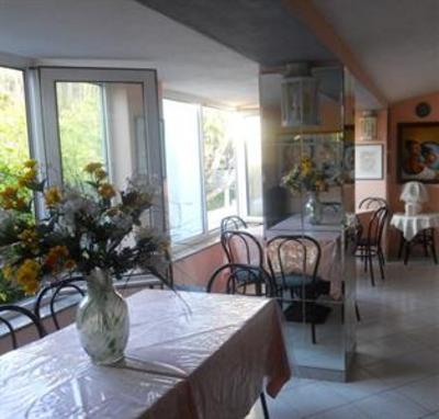 фото отеля Hotel La Rondinella Forio