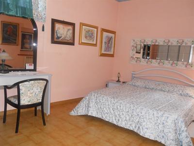 фото отеля Hotel La Rondinella Forio