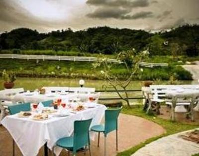 фото отеля Phukaew Resort and Adventure Park