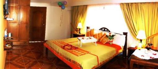 фото отеля Hotel El Faro Del 18
