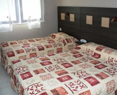 фото отеля Hotel Du Commerce Cholet