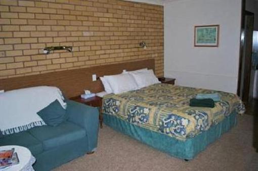 фото отеля All Transit Motel