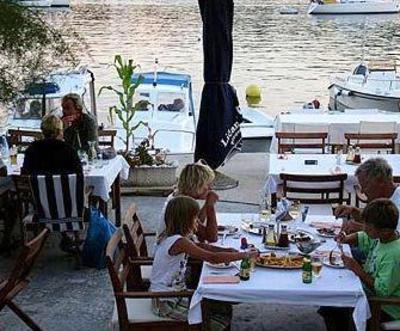 фото отеля Hotel Maestral Prvic Luka