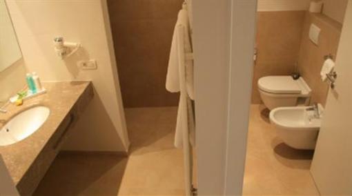 фото отеля Poggio Antico Apartments Monte San Vito