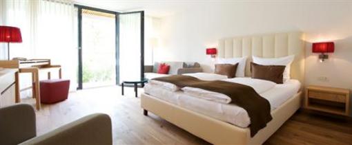 фото отеля Poggio Antico Apartments Monte San Vito