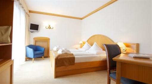 фото отеля Poggio Antico Apartments Monte San Vito