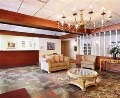 фото отеля Ramada Inn at Historic Ligonier