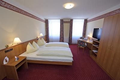 фото отеля Hotel Adlerbräu Gunzenhausen