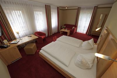 фото отеля Hotel Adlerbräu Gunzenhausen