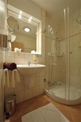 фото отеля Hotel Adlerbräu Gunzenhausen
