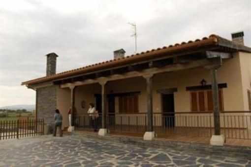 фото отеля Apartamentos Rurales El Lago Guijo de Coria