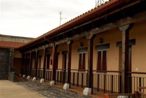 фото отеля Apartamentos Rurales El Lago Guijo de Coria