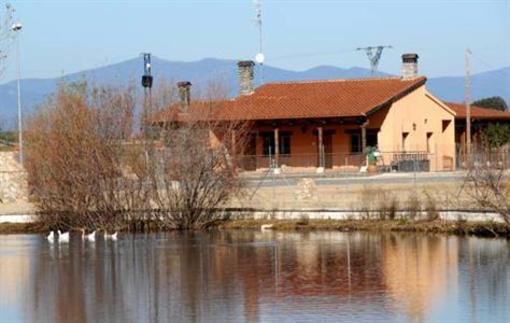 фото отеля Apartamentos Rurales El Lago Guijo de Coria
