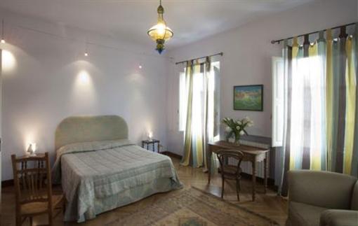 фото отеля Relais Delle Rose B&B Lecce