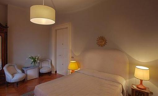 фото отеля Relais Delle Rose B&B Lecce
