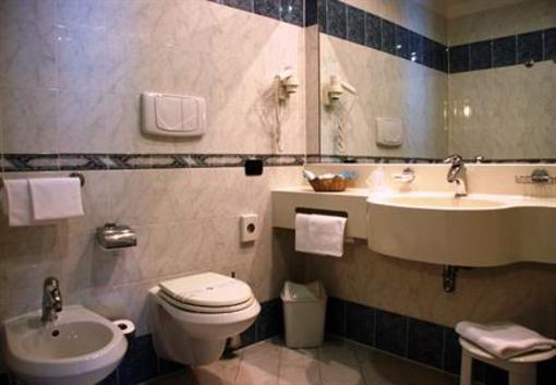 фото отеля Point Hotel Conselve
