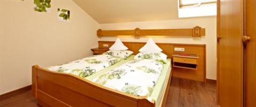 фото отеля Gästehaus Alpina Bad Kohlgrub