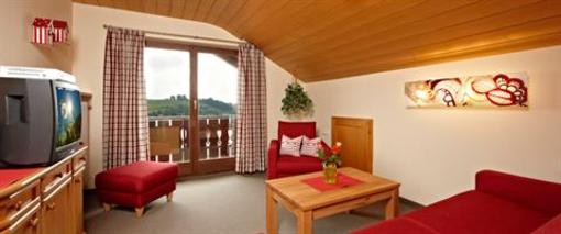 фото отеля Gästehaus Alpina Bad Kohlgrub