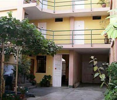 фото отеля Hostal Tambo Colorado