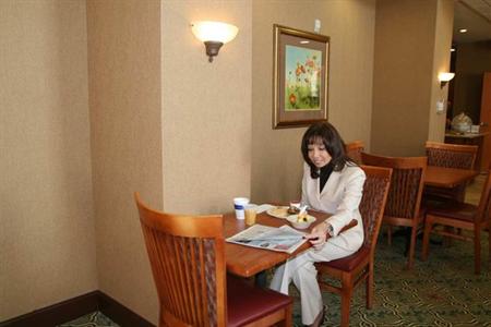 фото отеля Hampton Inn & Suites Rohnert Park