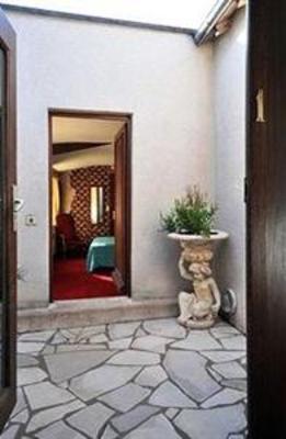 фото отеля Hotel La Licorne Beaugency