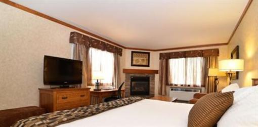 фото отеля BEST WESTERN Fernie Mountain Lodge