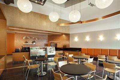 фото отеля Sheraton Suites Fairplex