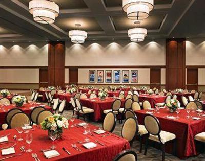 фото отеля Sheraton Suites Fairplex