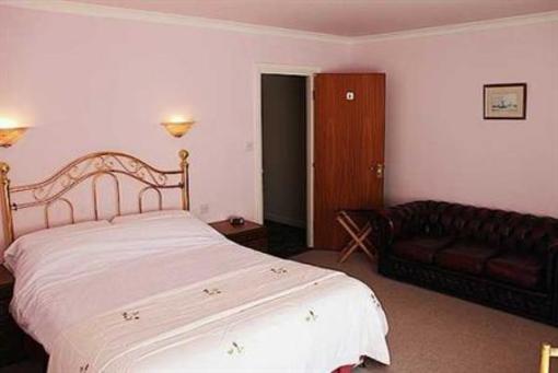 фото отеля The Trewern Arms Hotel Newport (Pembrokeshire)
