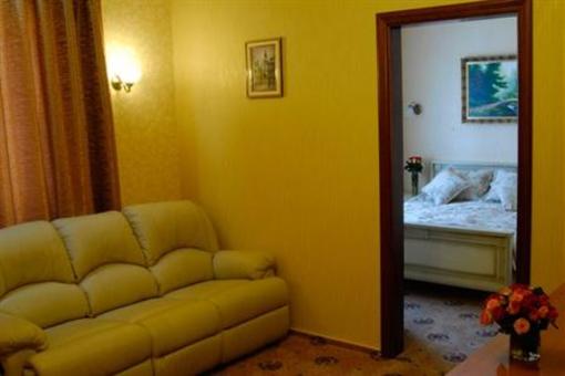 фото отеля Status Hotel Lviv