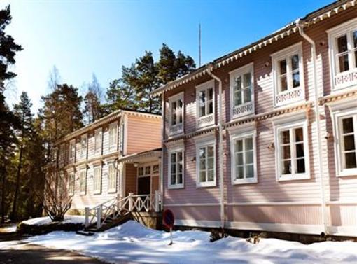 фото отеля Punkaharjun Valtionhotelli