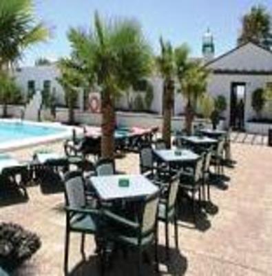 фото отеля Las Marinas Apartments Lanzarote