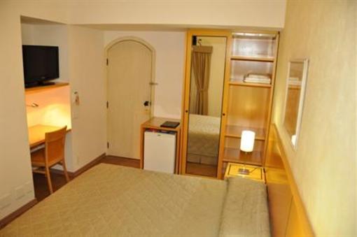фото отеля Hotel Cardum