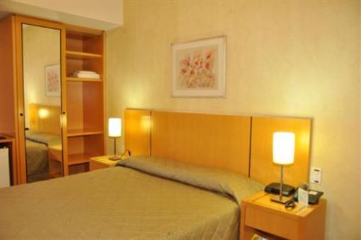 фото отеля Hotel Cardum