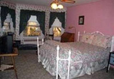 фото отеля Alexander Hamilton House Bed and Breakfast Croton-on-Hudson