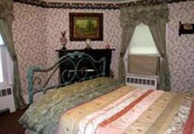 фото отеля Alexander Hamilton House Bed and Breakfast Croton-on-Hudson