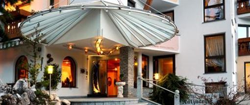 фото отеля Mineralienhotel Natznerhof