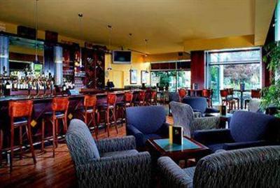 фото отеля Sheraton Suites Calgary Eau Claire