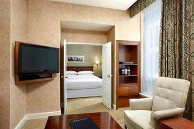 фото отеля Sheraton Suites Calgary Eau Claire
