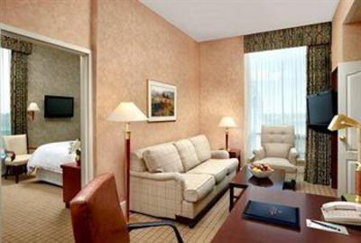 фото отеля Sheraton Suites Calgary Eau Claire