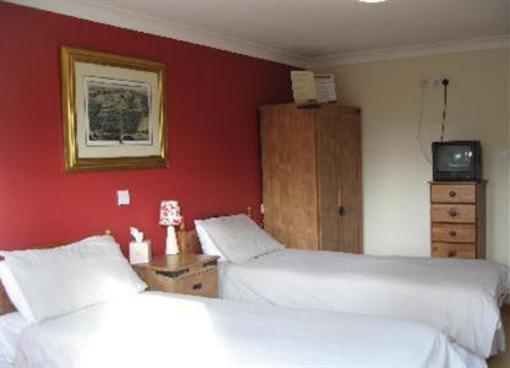 фото отеля Axe & Compass Lodge
