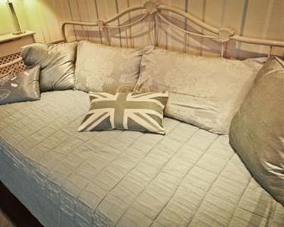 фото отеля Seventeen Eglinton Terrace Bed and Breakfast